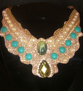 Maxi Colar Pedraria Verde